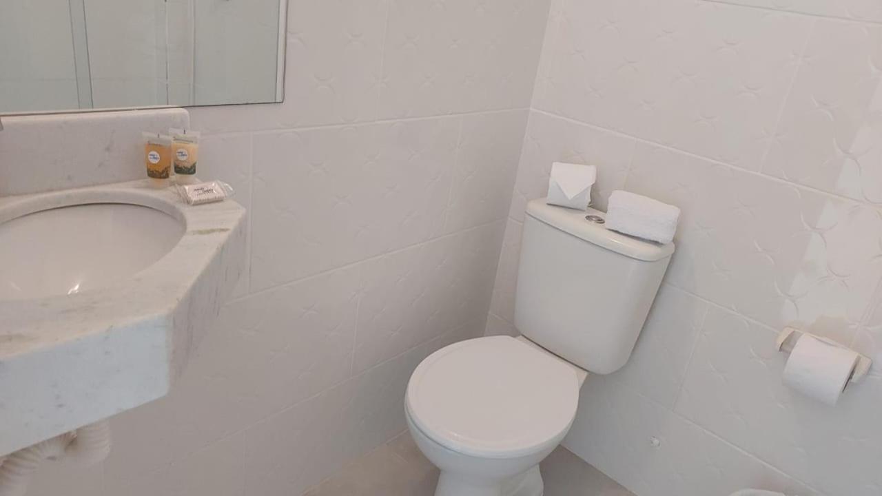 Mansao Tenorio - Suites, Estudio Ou Cobertura Pe Na Areia Ubatuba Eksteriør bilde
