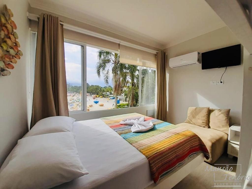 Mansao Tenorio - Suites, Estudio Ou Cobertura Pe Na Areia Ubatuba Eksteriør bilde